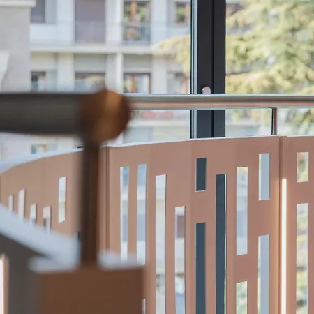 Yugogo Pellico 8 Centro 아파트호텔 4*