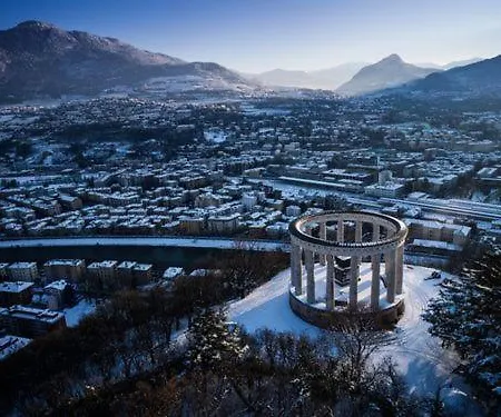 Yugogo Pellico 8 Centro 트렌토