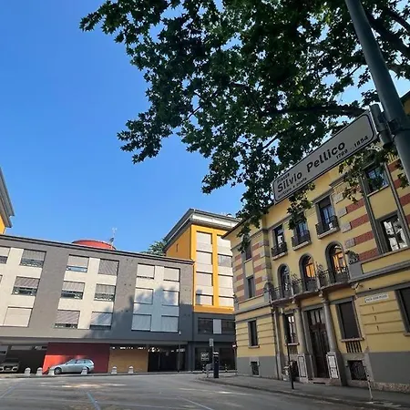 Yugogo Pellico 8 Centro 4*