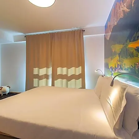 Yugogo Pellico 8 Centro 4* Trento